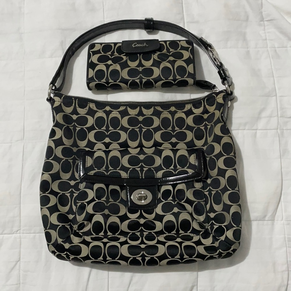 Coach purse and wallet